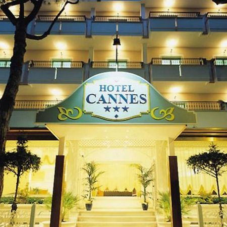 Hotel Cannes - In Pieno Centro ริชชิโอเน ภายนอก รูปภาพ